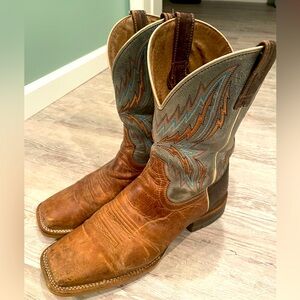 Arita arena rebound square toe boots. New soles. 10.5D